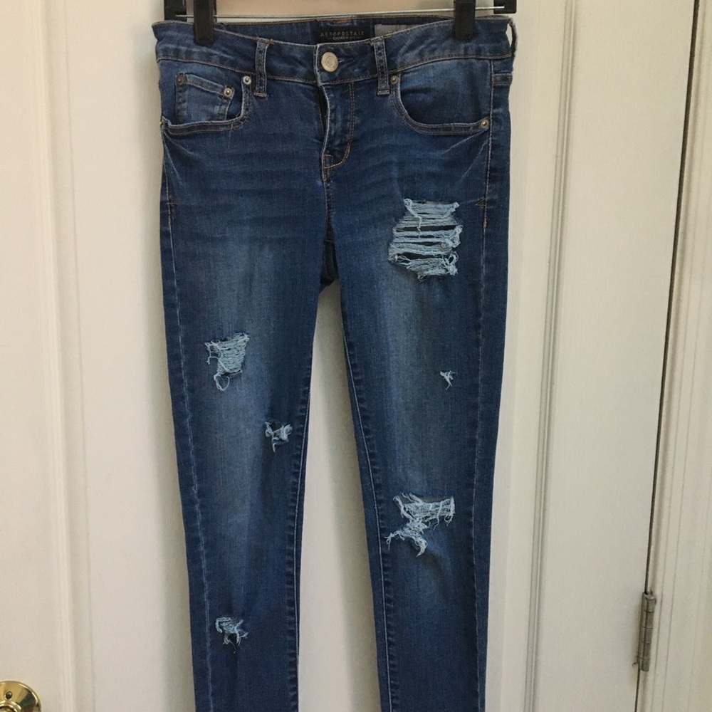 Aeropostale Distressed Jeans